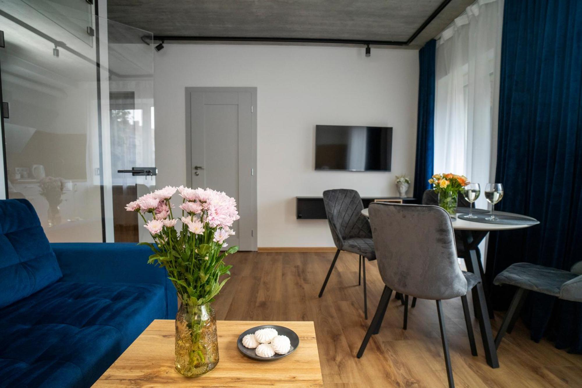 Fort63 Apartments Κάουνας Δωμάτιο φωτογραφία